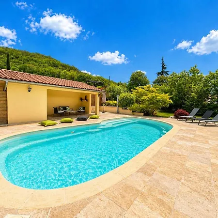 La Dolce Quercy, De Charme Piscine &