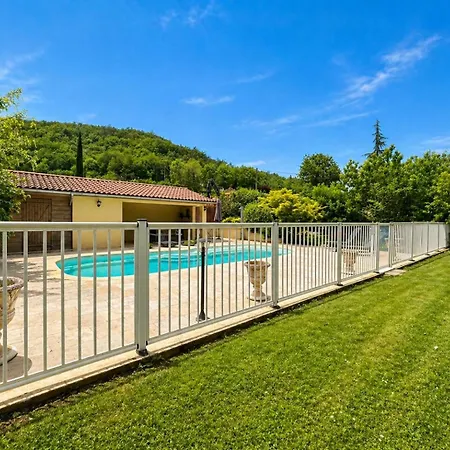 La Dolce Quercy, De Charme Piscine & *