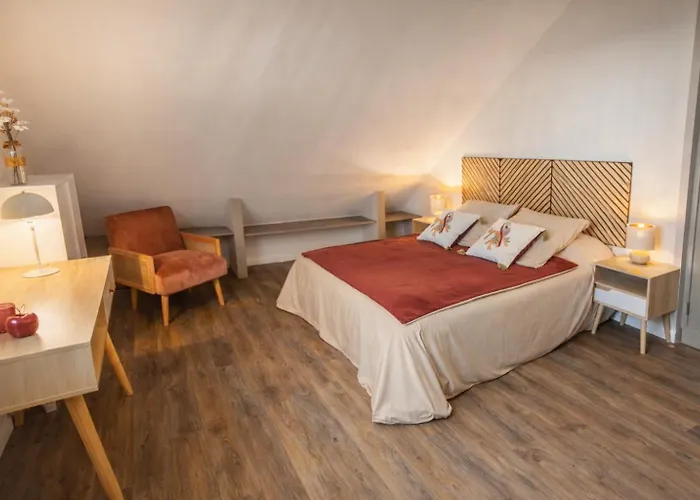 La Dolce Quercy, De Charme Piscine & Βίλα *