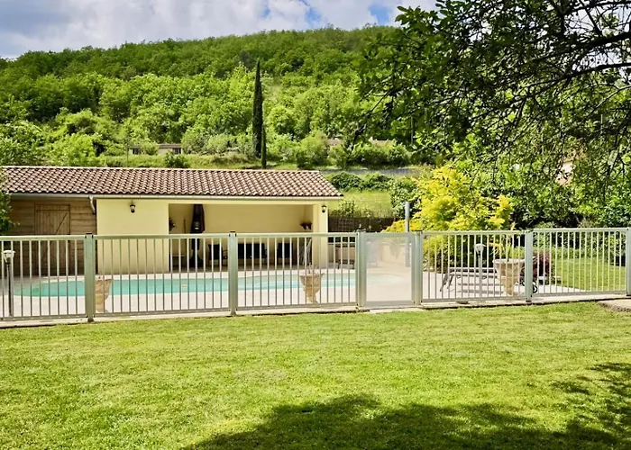 La Dolce Quercy, De Charme Piscine &